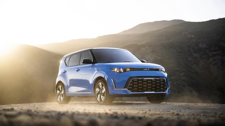 2024 Kia Soul in blue.